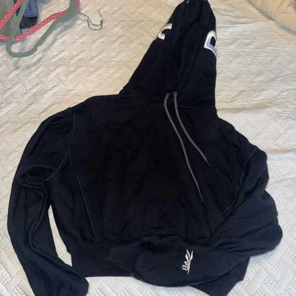 Reebok x Victoria Beckham Black Cropped Hoodie - Picture 2 of 2